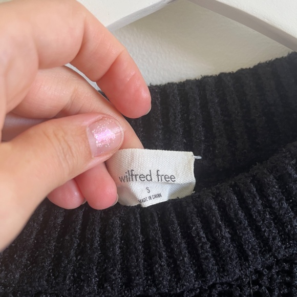 Aritzia Chenille Sweater - Picture 3 of 4